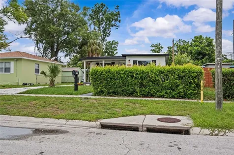 2465 16th Avenue S St Petersburg FL 33712