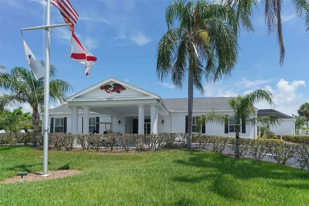 4868 Independence Drive Bradenton FL 34210