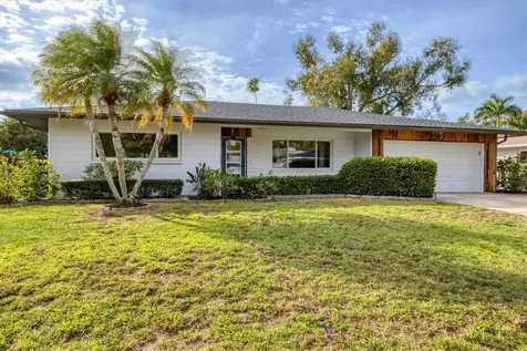 2242 Sunnyside Lane Sarasota FL 34239