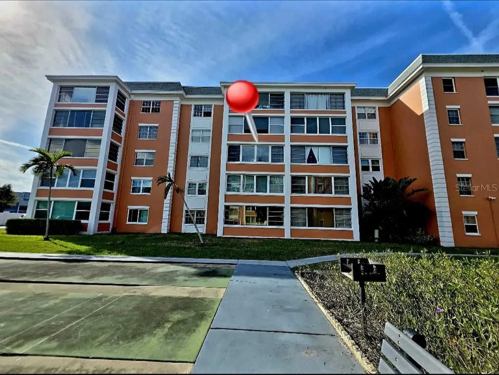 6960 20th Avenue N St Petersburg FL 33710