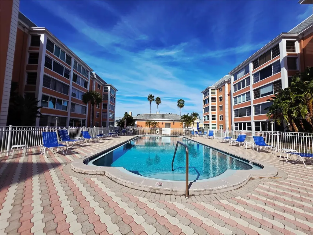 6960 20th Avenue N St Petersburg FL 33710