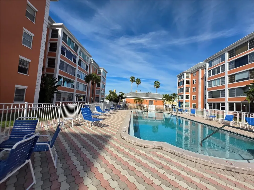 6960 20th Avenue N St Petersburg FL 33710