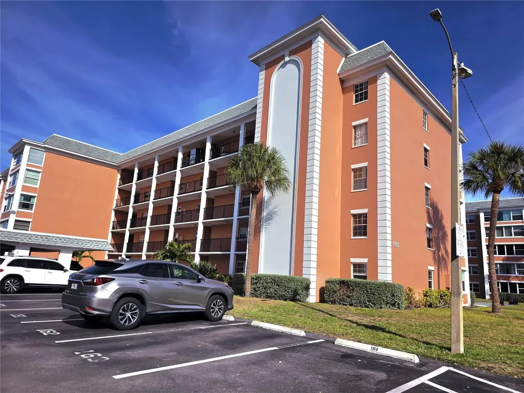 6960 20th Avenue N St Petersburg FL 33710