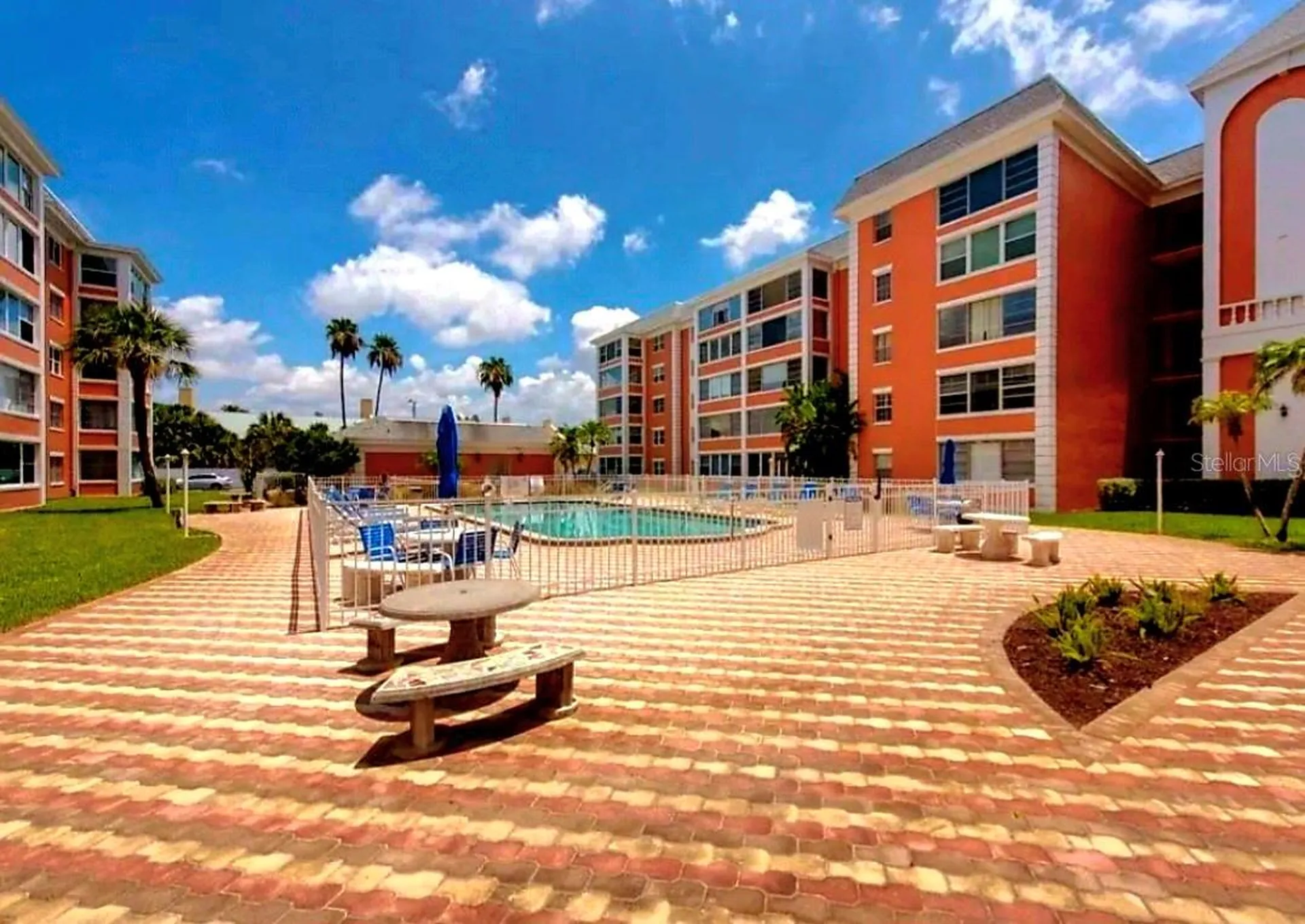 6960 20th Avenue N St Petersburg FL 33710