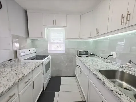 6960 20th Avenue N St Petersburg FL 33710