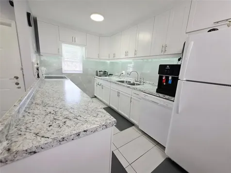 6960 20th Avenue N St Petersburg FL 33710
