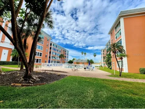 6960 20th Avenue N St Petersburg FL 33710