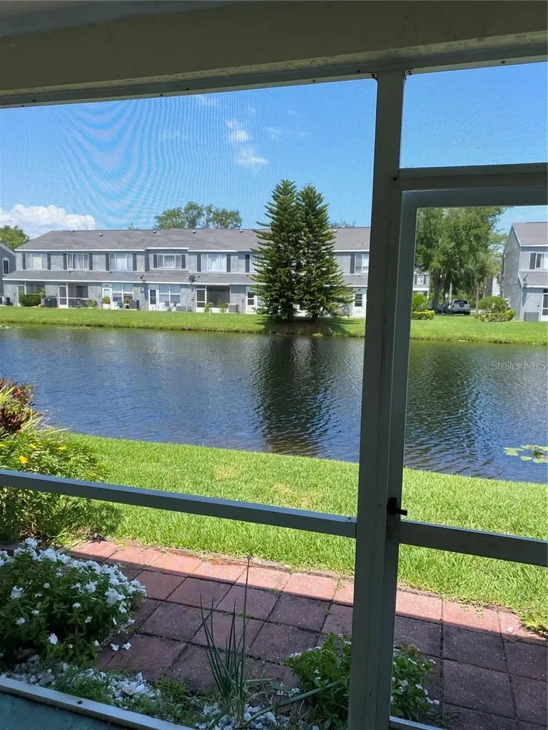244 Countryside Key Boulevard Oldsmar FL 34677