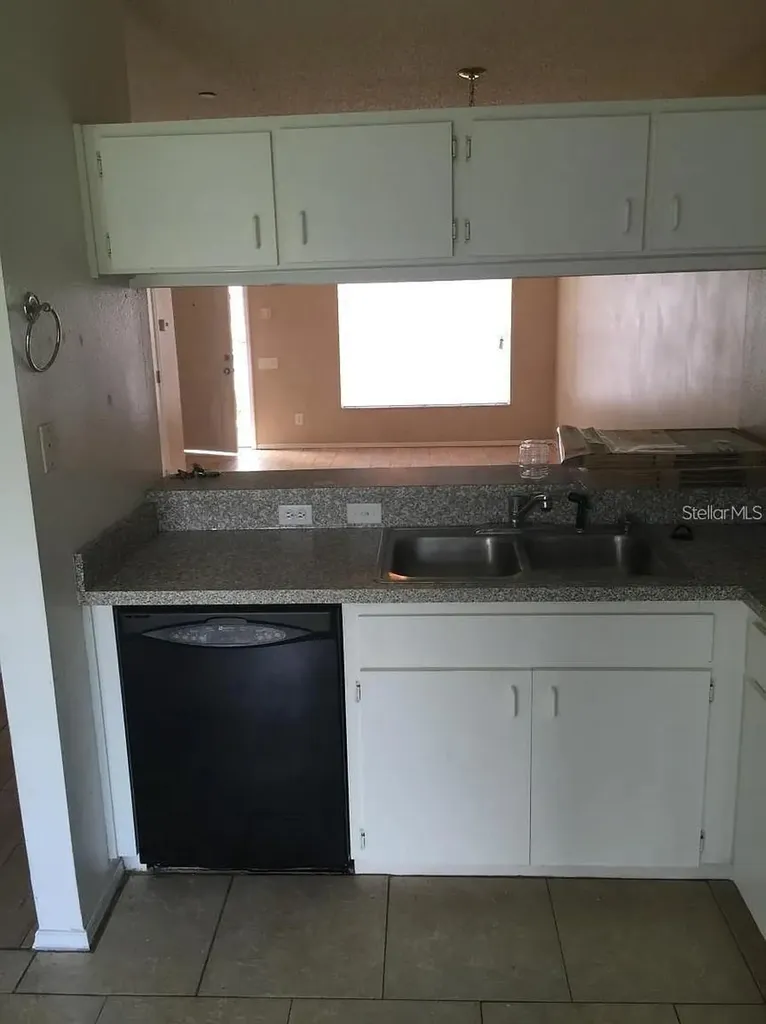 244 Countryside Key Boulevard Oldsmar FL 34677