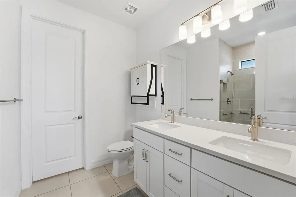 2136 Laurifolia Court North Port FL 34289