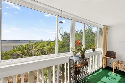 601 N Mcdonald Street Mount Dora FL 32757