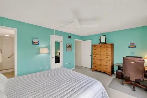 601 N Mcdonald Street Mount Dora FL 32757
