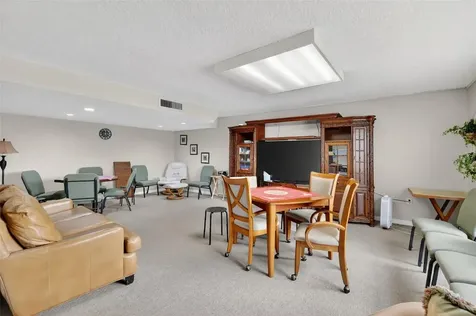 601 N Mcdonald Street Mount Dora FL 32757