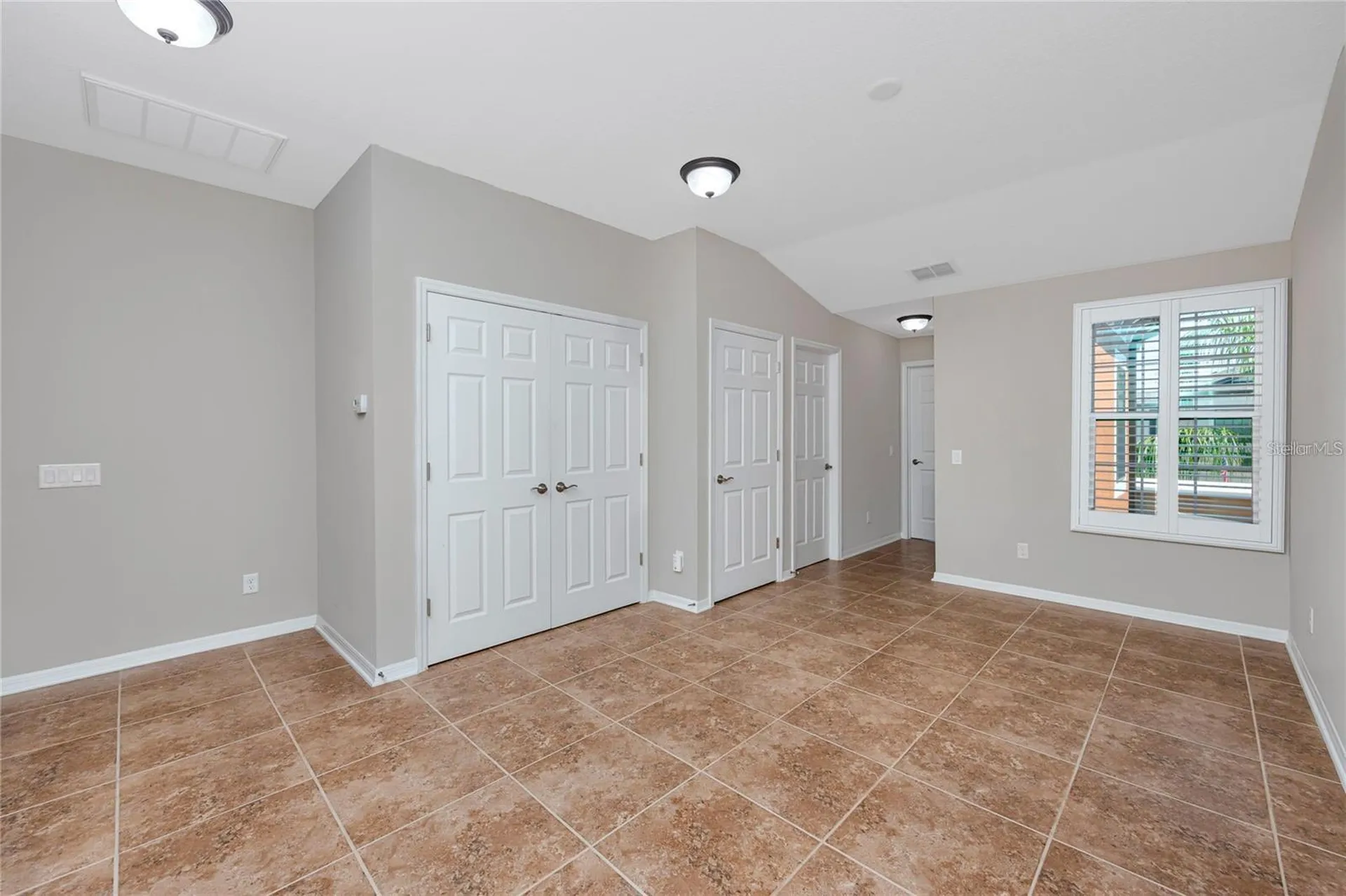 11454 Crowned Sparrow Lane Tampa FL 33626