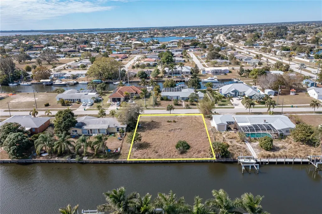 109 Baldwin Court SE Port Charlotte FL 33952