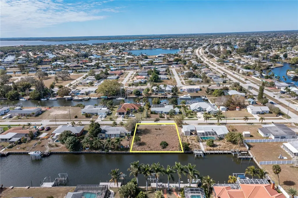 109 Baldwin Court SE Port Charlotte FL 33952