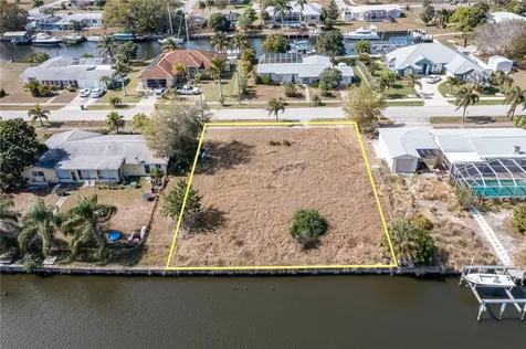 109 Baldwin Court SE Port Charlotte FL 33952