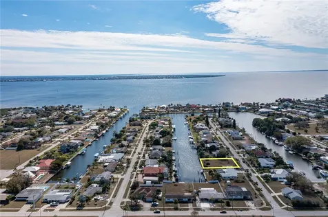 109 Baldwin Court SE Port Charlotte FL 33952