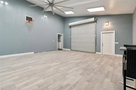 9628 Davis Road Tampa FL 33637