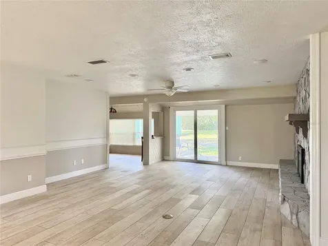 9628 Davis Road Tampa FL 33637