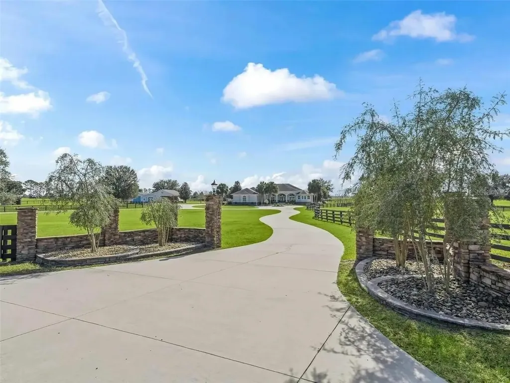 2655 NW 102nd Boulevard Wildwood FL 34785