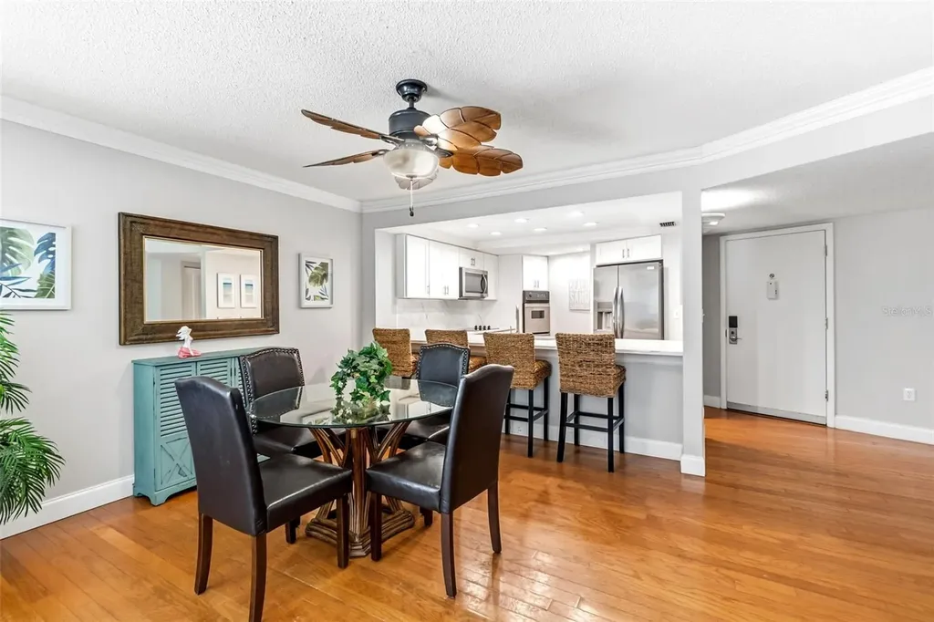 5916 Midnight Pass Road Sarasota FL 34242