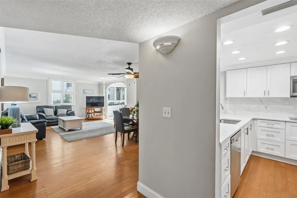 5916 Midnight Pass Road Sarasota FL 34242