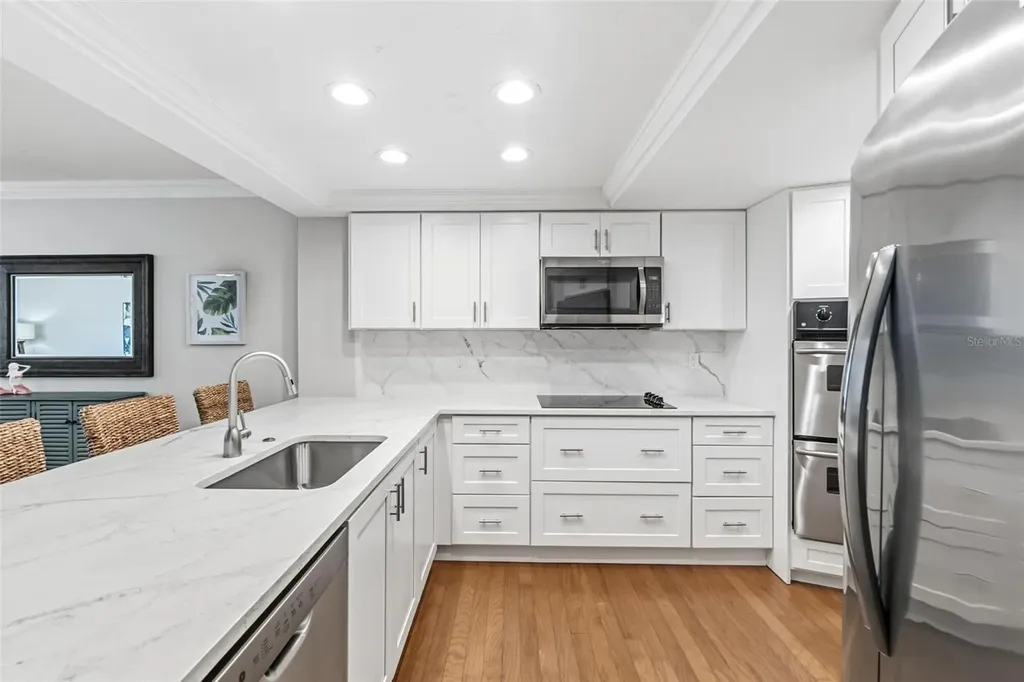 5916 Midnight Pass Road Sarasota FL 34242