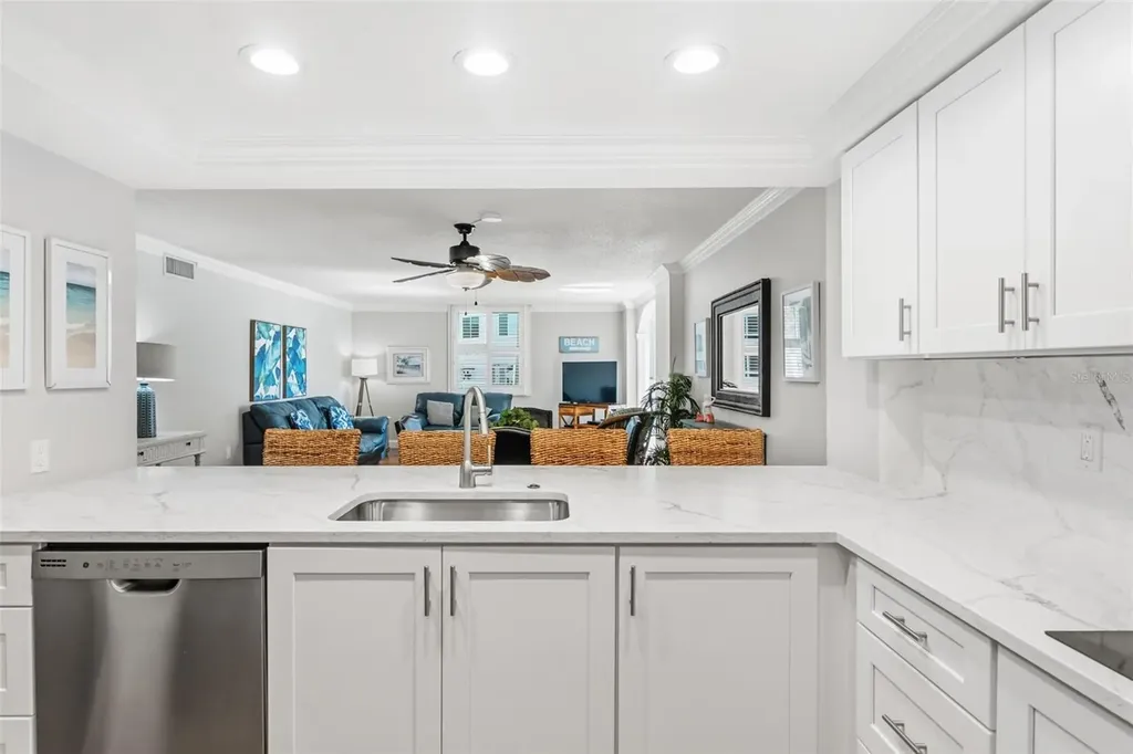 5916 Midnight Pass Road Sarasota FL 34242