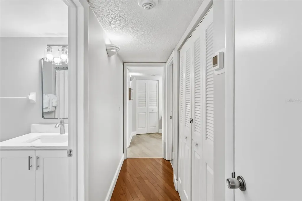 5916 Midnight Pass Road Sarasota FL 34242