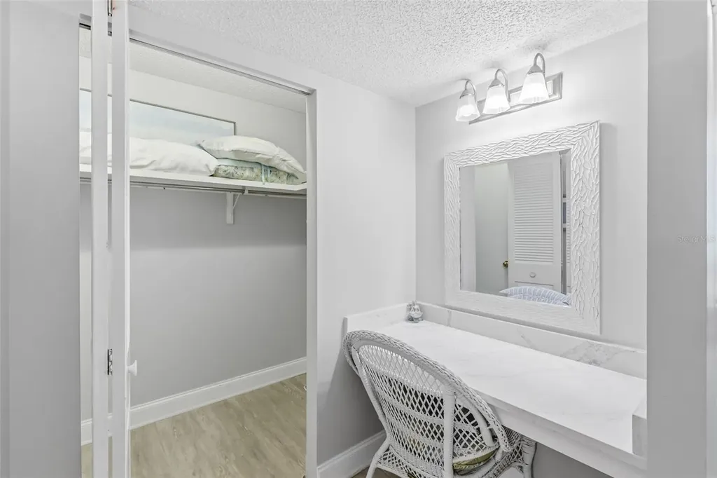 5916 Midnight Pass Road Sarasota FL 34242