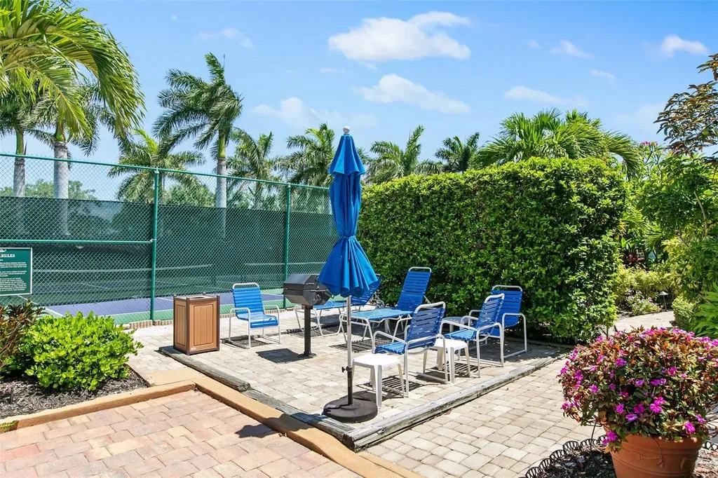 5916 Midnight Pass Road Sarasota FL 34242