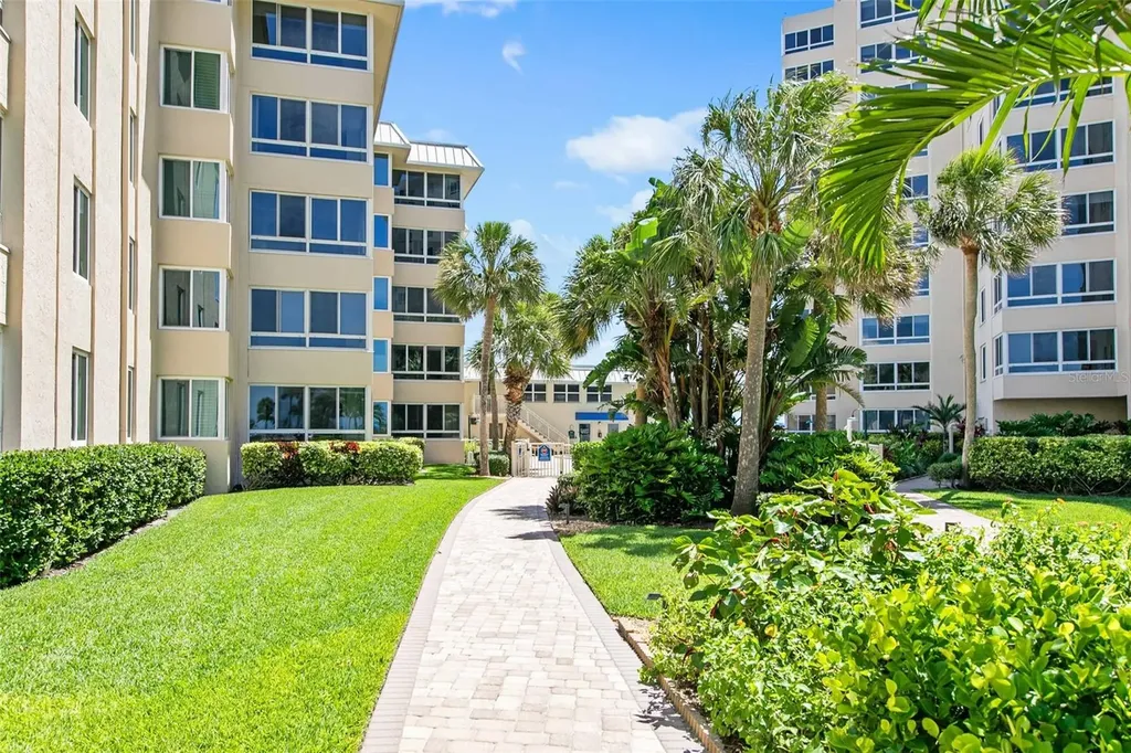 5916 Midnight Pass Road Sarasota FL 34242