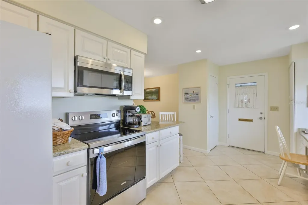 1520 Danbury Drive Sun City Center FL 33573