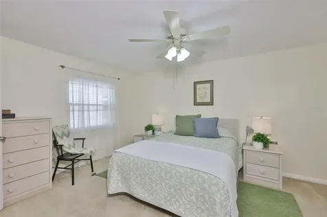 1520 Danbury Drive Sun City Center FL 33573