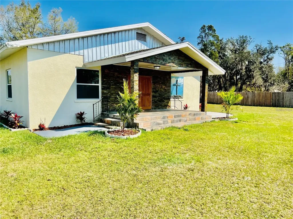 8152 Cherokee Avenue Bartow FL 33830