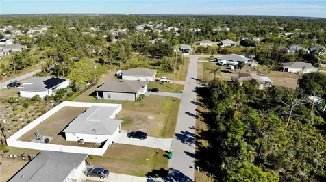 12141 Wellington Avenue Port Charlotte FL 33981