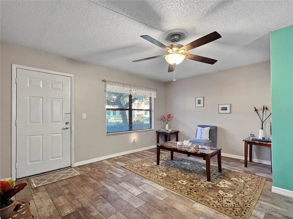 515 30th Avenue W Bradenton FL 34205
