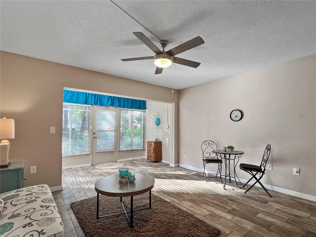 515 30th Avenue W Bradenton FL 34205