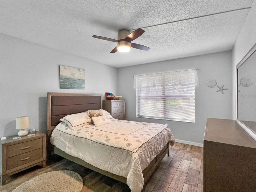 515 30th Avenue W Bradenton FL 34205