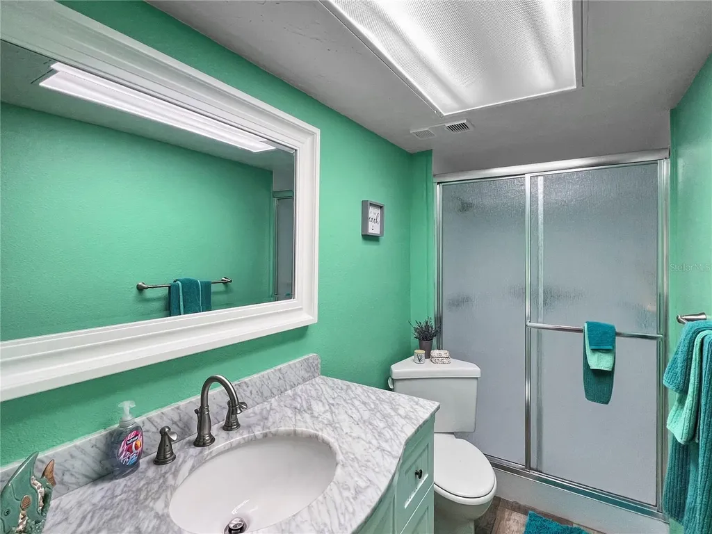 515 30th Avenue W Bradenton FL 34205