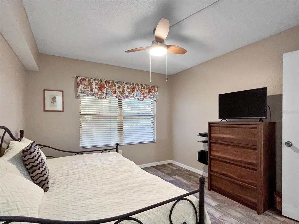515 30th Avenue W Bradenton FL 34205