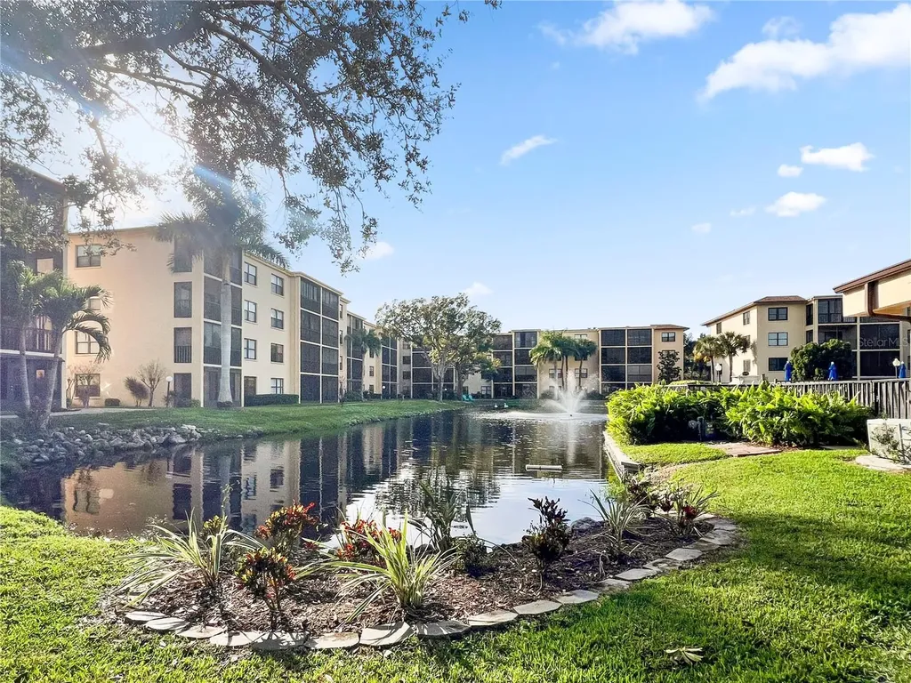 515 30th Avenue W Bradenton FL 34205