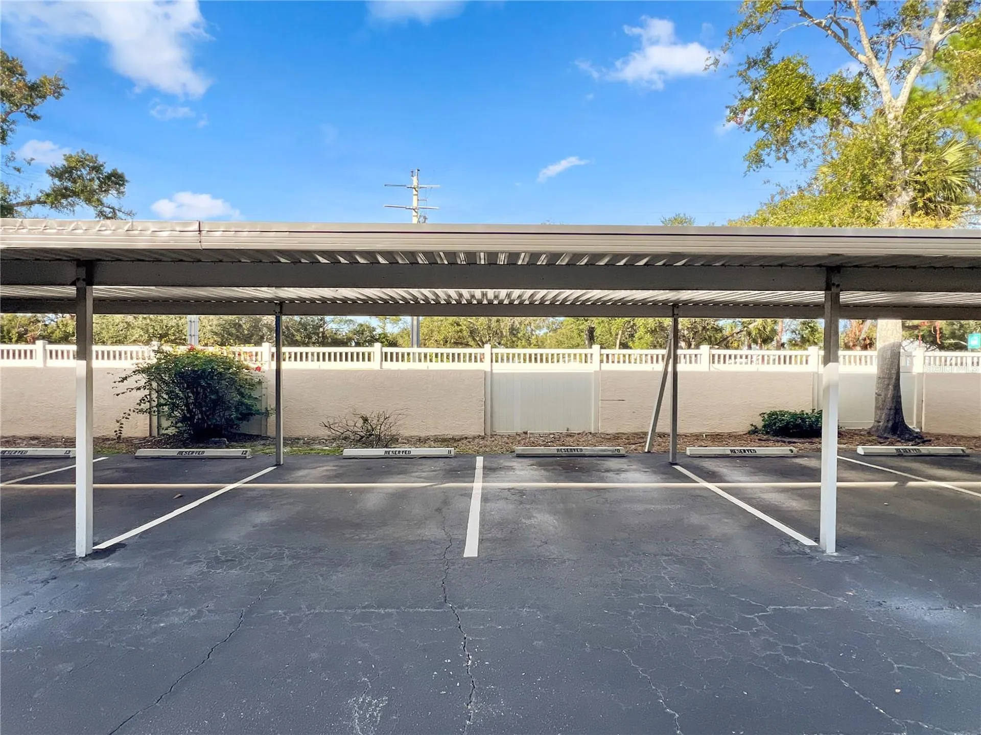 515 30th Avenue W Bradenton FL 34205