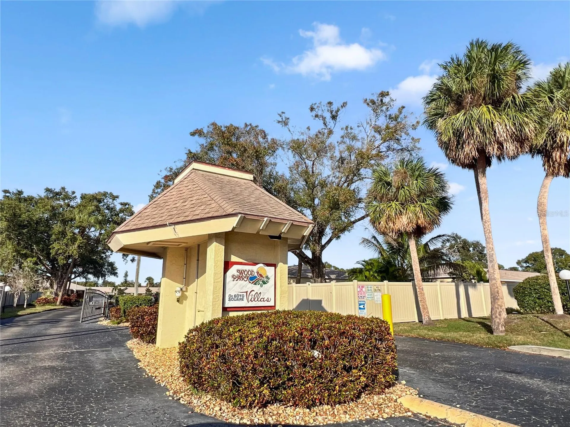 515 30th Avenue W Bradenton FL 34205