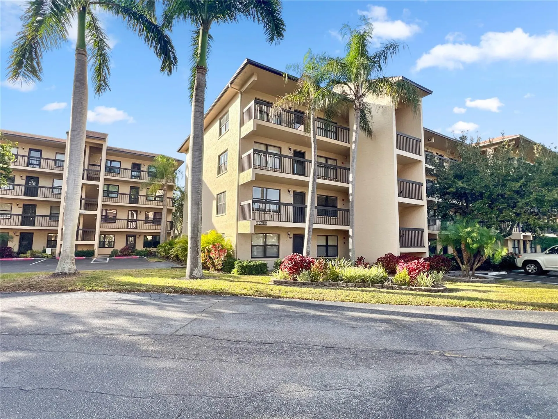 515 30th Avenue W Bradenton FL 34205