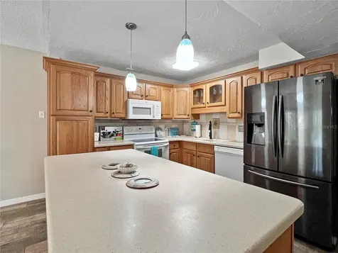 515 30th Avenue W Bradenton FL 34205