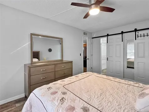 515 30th Avenue W Bradenton FL 34205