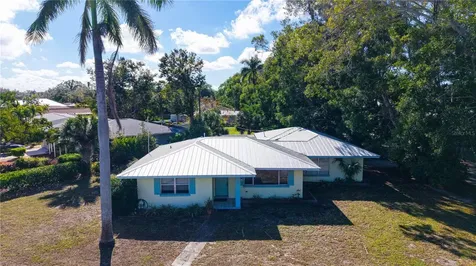 640 Park Drive Bradenton FL 34209