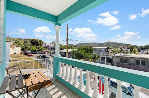 Solar 124 Calle 4 Yauco PR 00698
